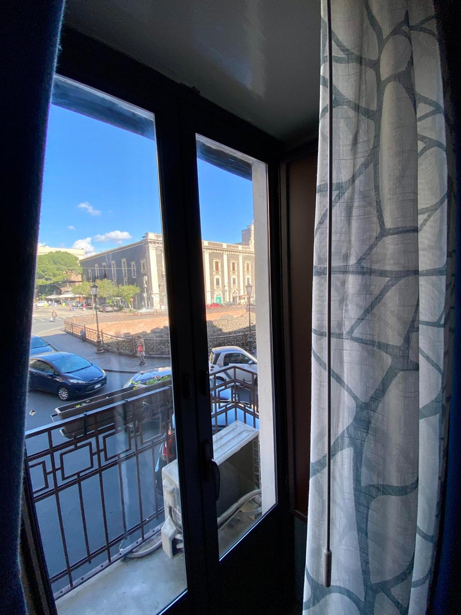 Casitta Stesicoro Apartment Catania Ngoại thất bức ảnh